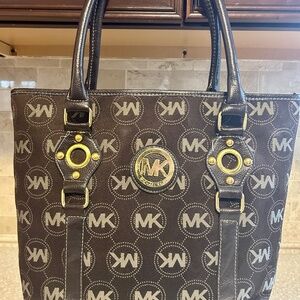 MK Tote